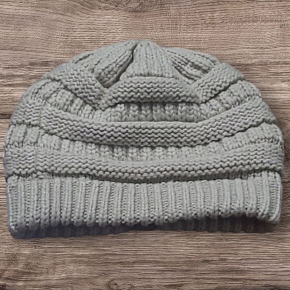 WOMEN'S C.C. (CHEVEUX CORP.) BEANIE - Picture 3 of 3